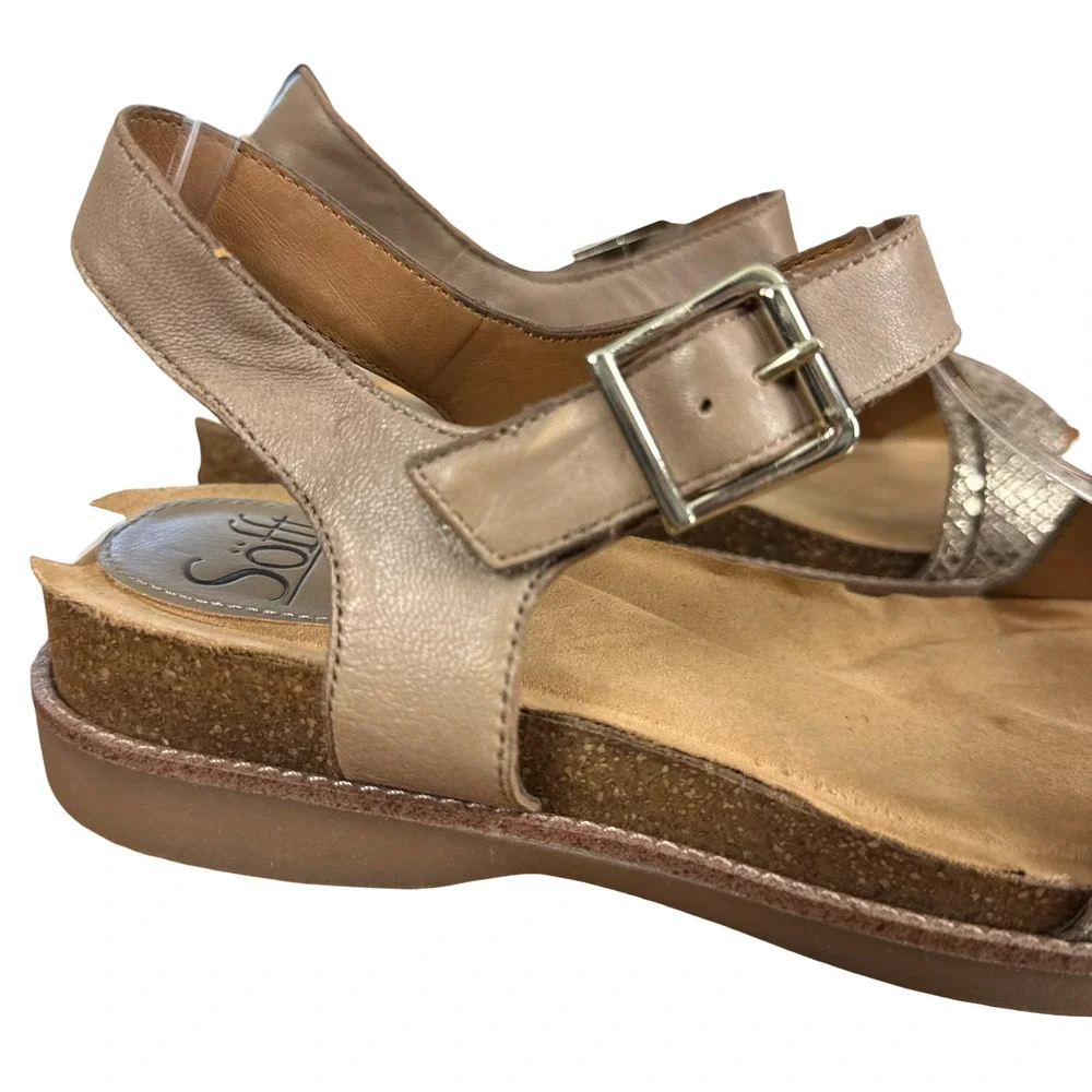 Sofft Leather Beige Gold Ankle Strap Sandals Low Wedge Open Toe Shoes sz 8 M